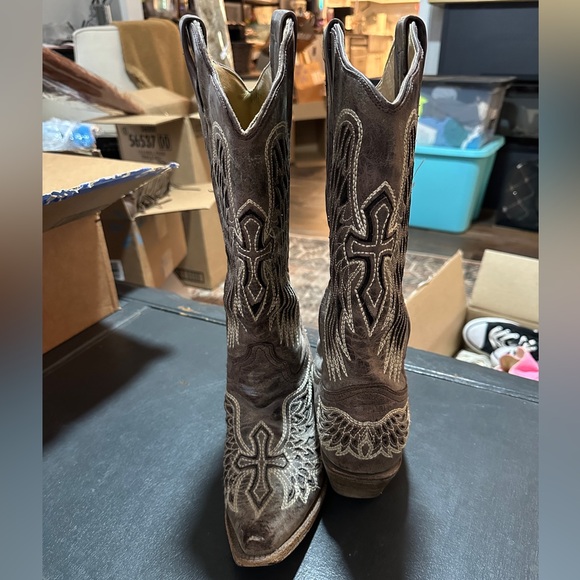 Corral Western Cowboy Boots with Wing Embroidery - Picture 6 of 8